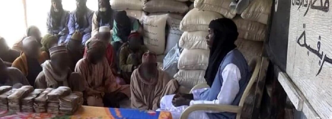 Nigeria vivres et argent distribués par Boko Haram pour la Ramadan