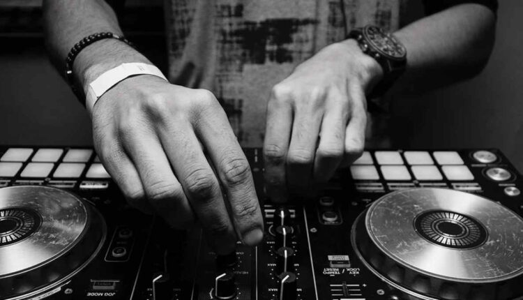 Disc jockey DJ crédit lifestyles
