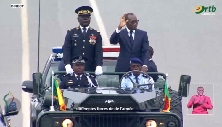 Patrice Talon pour la revue des troupes
