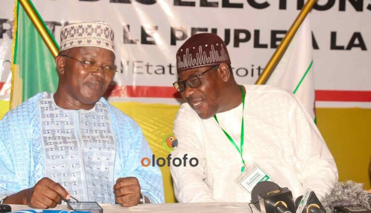 Eric Houndété et Boni Yayi Credit olofofo