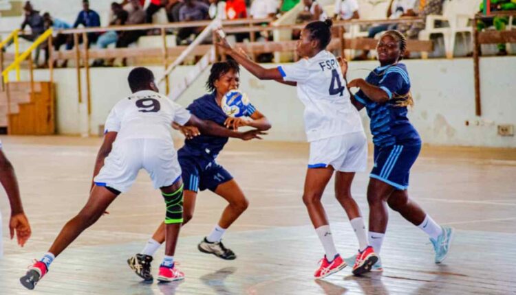 La phase finale du championnat national amateur senior Moov Africa de handball débute avec brio
