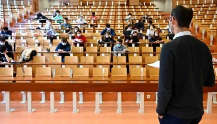 Augmentations de salaires pour les enseignants universitaires en Algérie