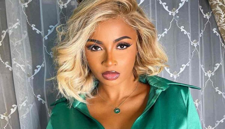 Coco Emilia , influenceuse camerounaise